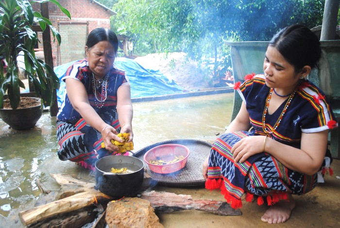 Hội Liên hiệp Phụ nữ tỉnh An Giang họp mặt các cô, chị nguyên lãnh đạo qua các nhiệm kỳ