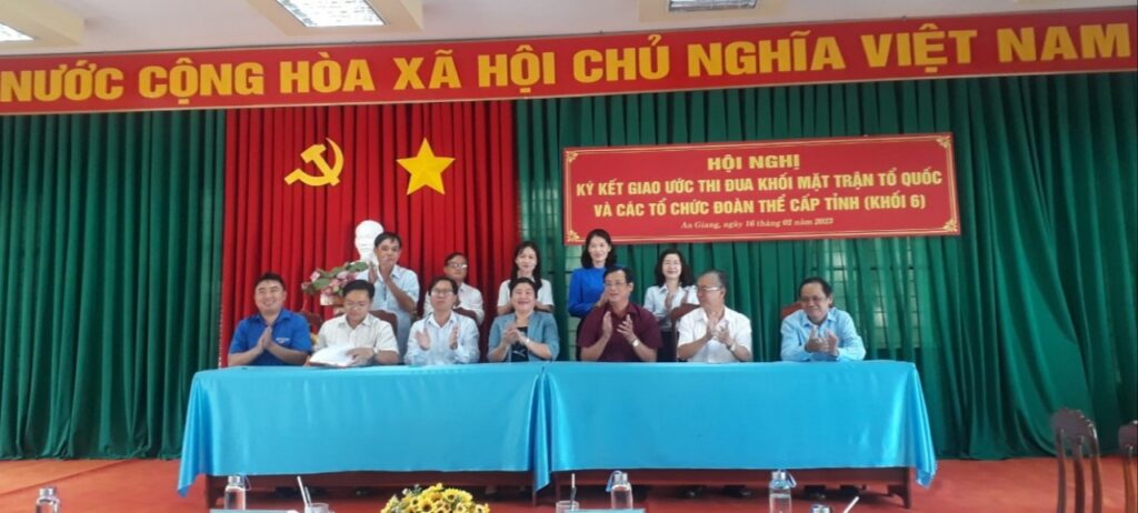 Khối Mặt trận Tổ quốc và các đoàn thể An Giang ký kết giao ước thi đua năm 2023