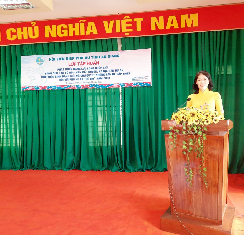 Hội Liên hiệp Phụ nữ tỉnh An Giang  Tổ chức lớp tập huấn phát triển năng lực lồng ghép giới