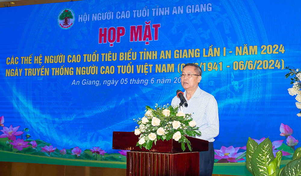 Họp mặt các thế hệ người cao tuổi tiêu biểu tỉnh An Giang