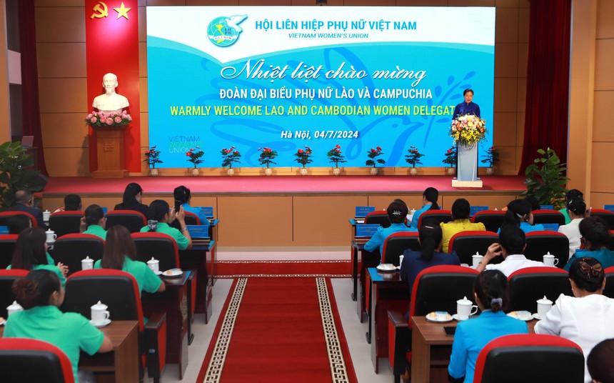 Thắt chặt tình đoàn kết giữa Hội Phụ nữ, Nữ doanh nhân 3 nước Việt Nam, Lào và Campuchia- Ảnh 10.