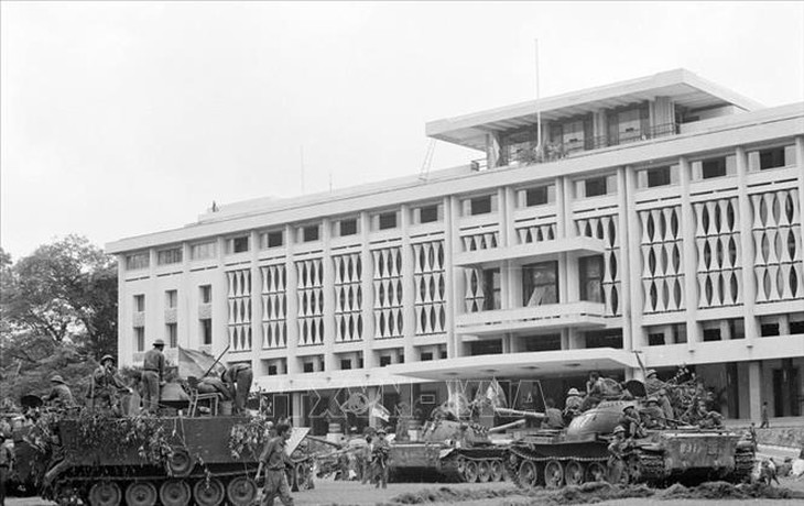 Cùng xem lại hình ảnh lịch sử của cuộc Tổng tiến công và nổi dậy mùa xuân 1975 - Ảnh 16.