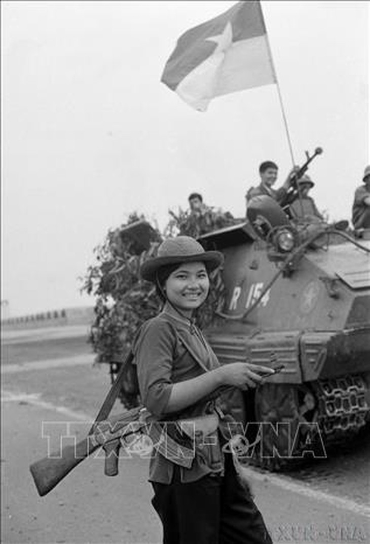 Cùng xem lại hình ảnh lịch sử của cuộc Tổng tiến công và nổi dậy mùa xuân 1975 - Ảnh 20.