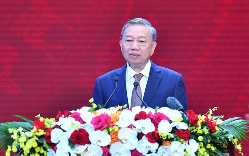ĐỘT PHÁ THỂ CHẾ, PHÁP LUẬT ĐỂ ĐẤT NƯỚC VƯƠN MÌNH