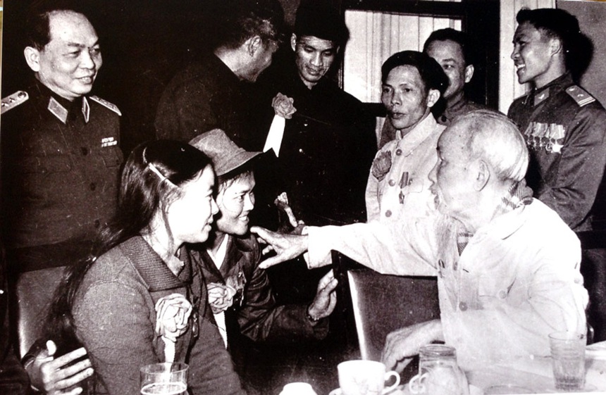 Dưới ngọn cờ Hồ Chí Minh, Việt Nam bước tới Kỷ nguyên mới phú cường- Ảnh 1.